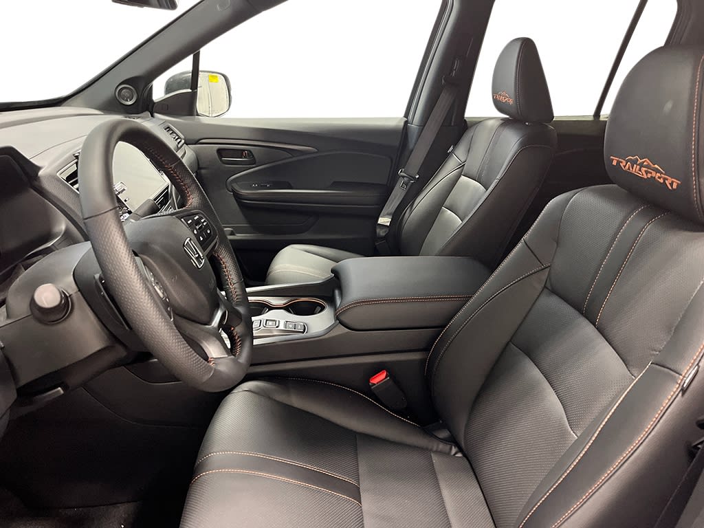 Thumbnail: 2025 Honda Ridgeline - 9