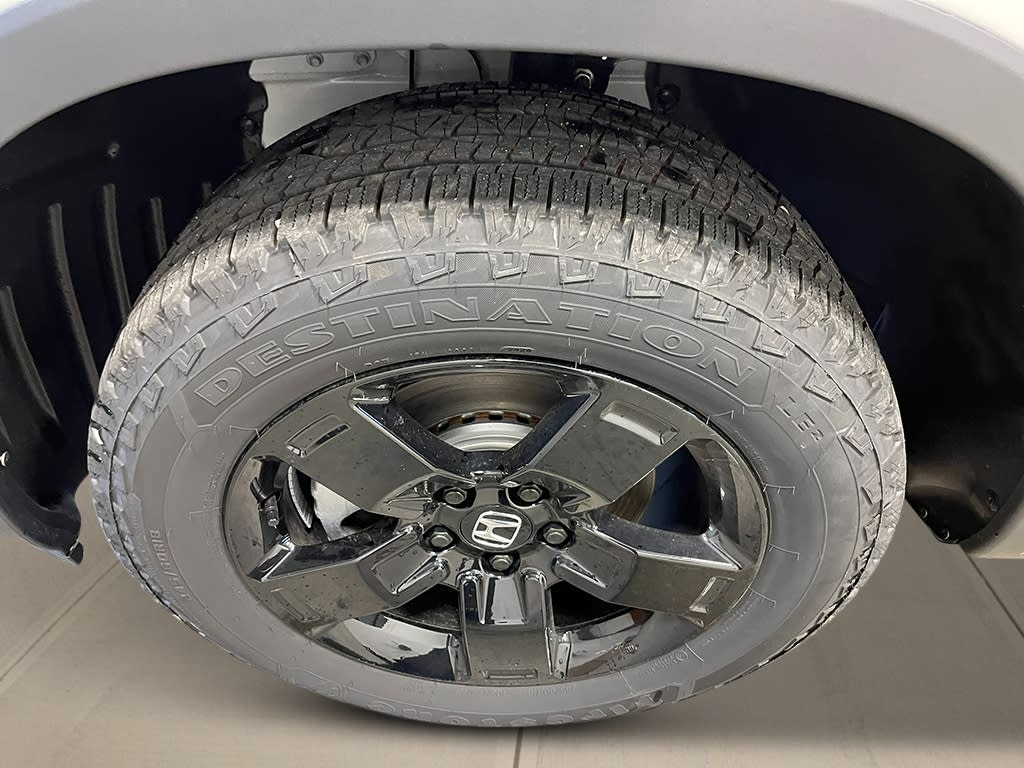 2025 Honda Ridgeline Black Edition 7