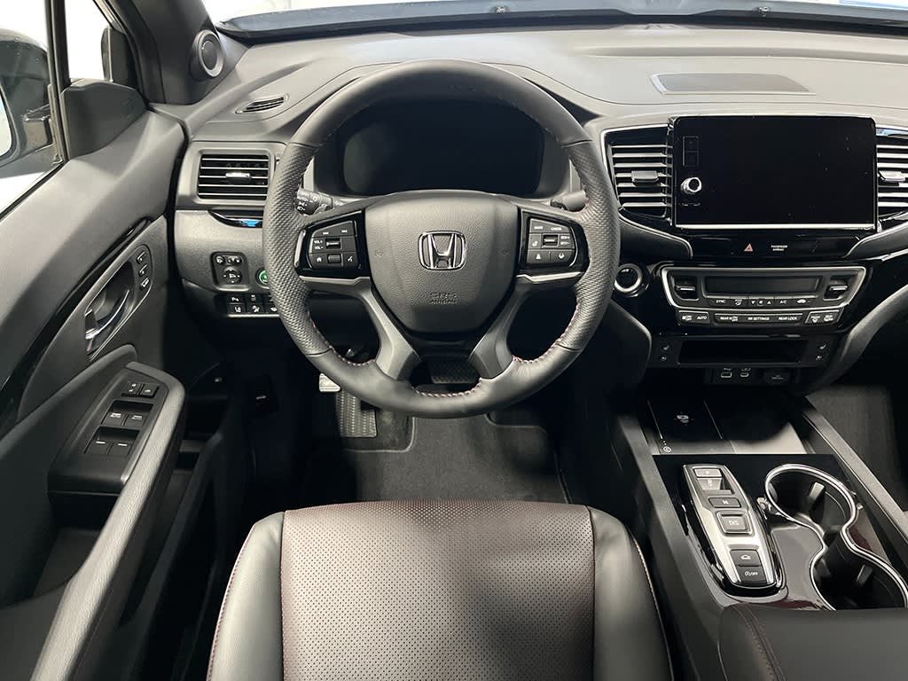 2025 Honda Ridgeline Black Edition 9