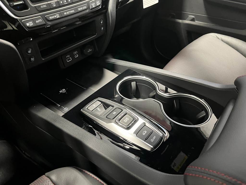 2025 Honda Ridgeline Black Edition 14