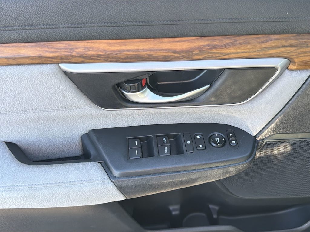 Thumbnail: 2018 Honda CR-V - 20
