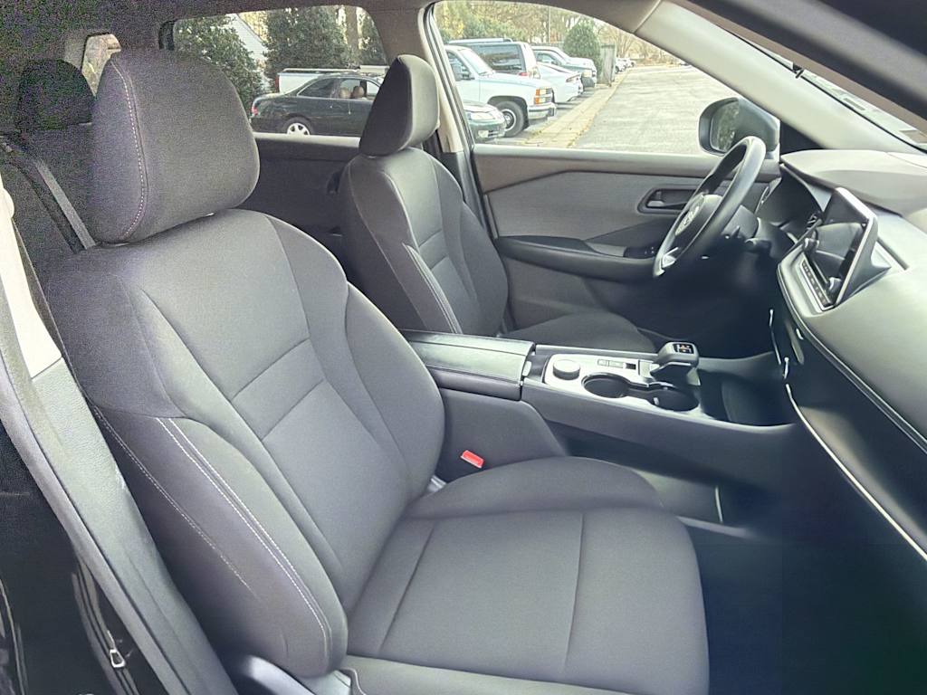 Thumbnail: 2023 Nissan Rogue - 9