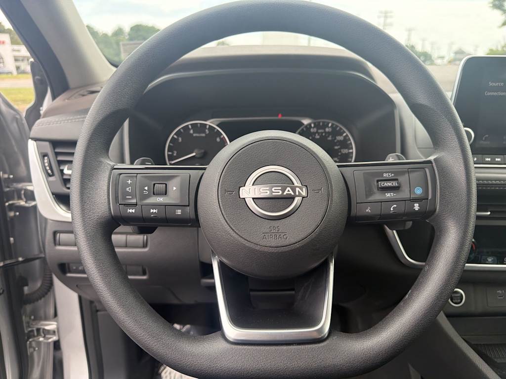 Thumbnail: 2023 Nissan Rogue - 2