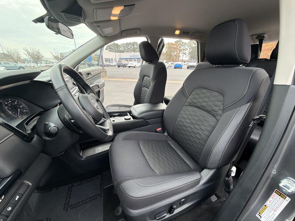 Thumbnail: 2025 Nissan Pathfinder - 8