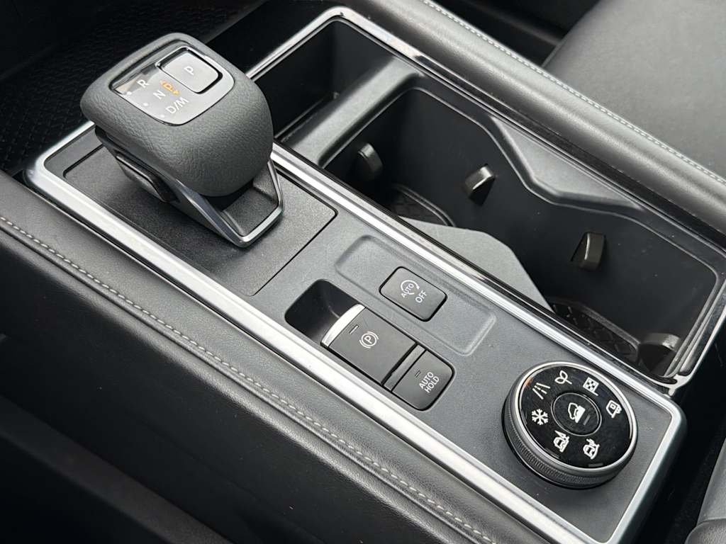Thumbnail: 2025 Nissan Pathfinder - 12
