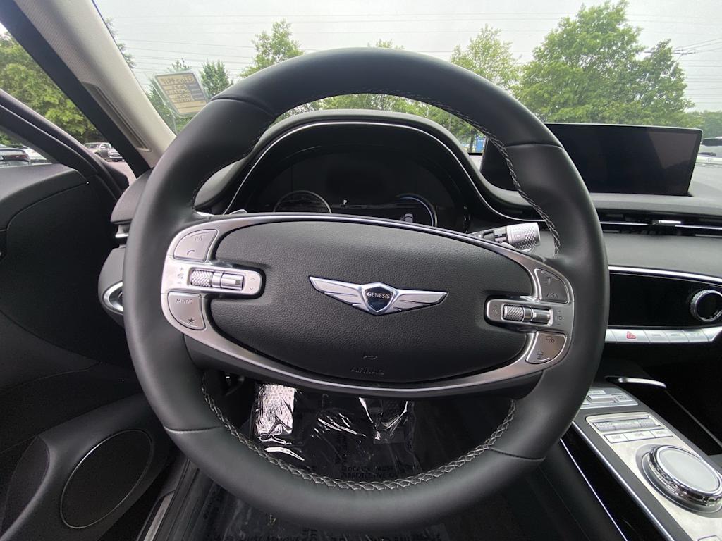Thumbnail: 2025 Genesis GV70 - 2