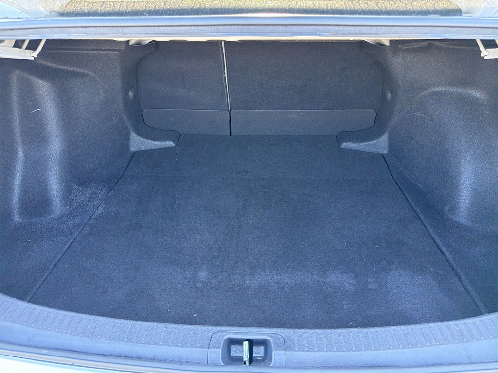 Thumbnail: 2024 Toyota Corolla - 16