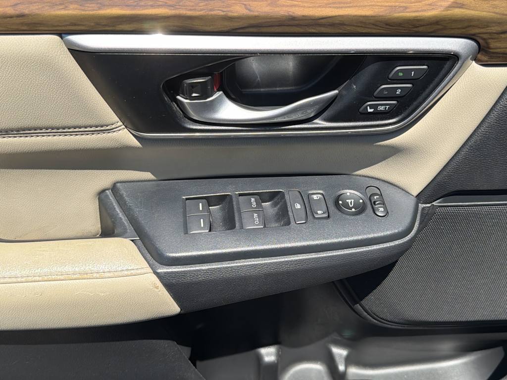 Thumbnail: 2018 Honda CR-V - 21
