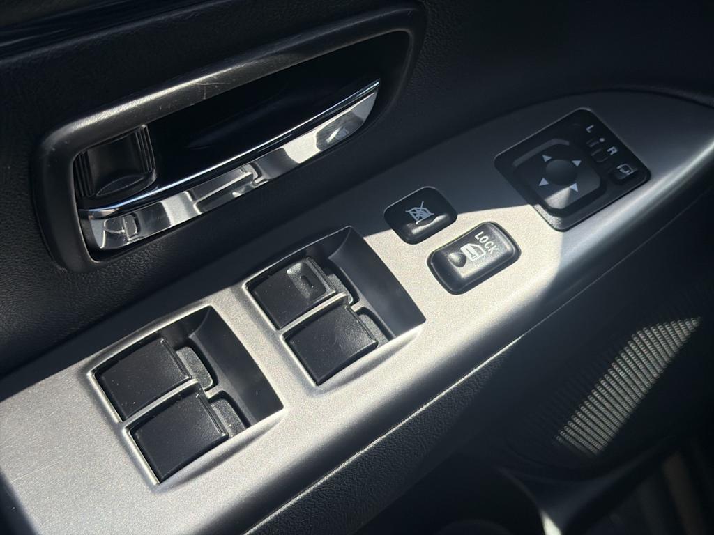 Thumbnail: 2024 Mitsubishi Outlander Sport - 21