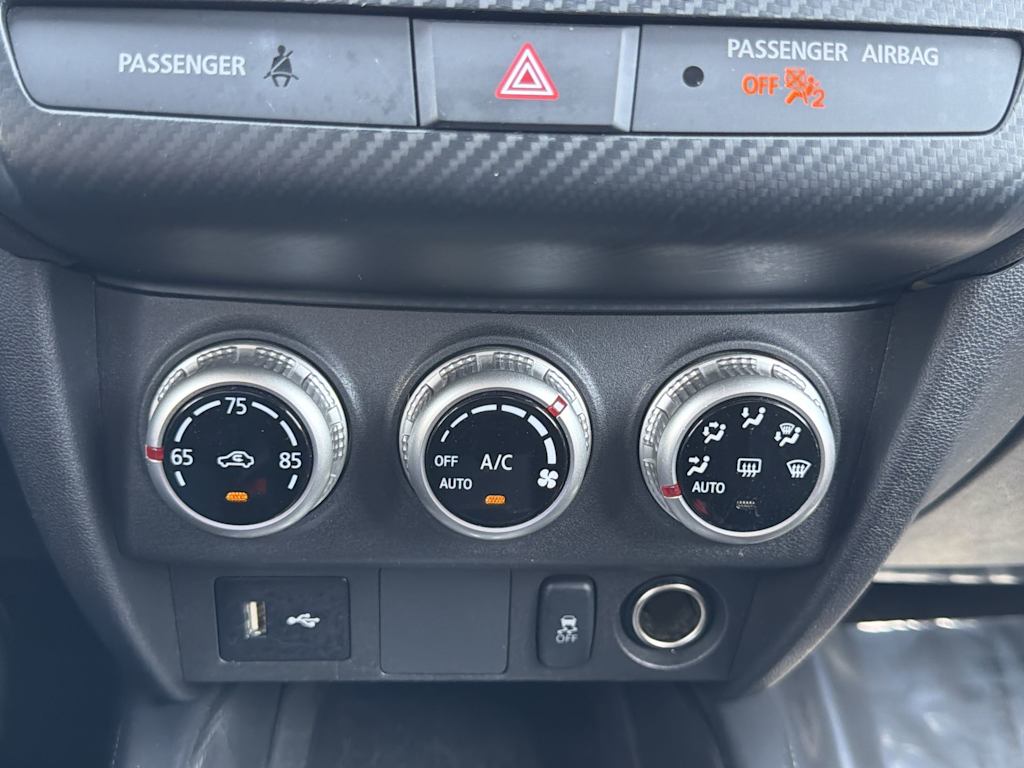 Thumbnail: 2024 Mitsubishi Outlander Sport - 22