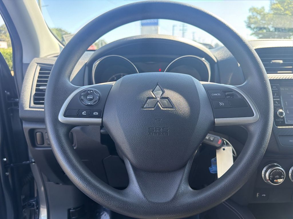 Thumbnail: 2024 Mitsubishi Outlander Sport - 2