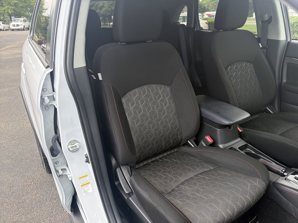 Thumbnail: 2025 Mitsubishi Outlander Sport - 8