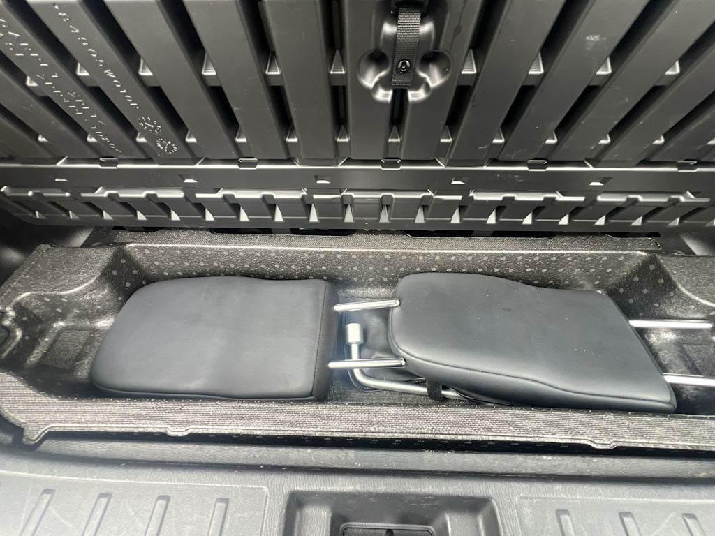 Thumbnail: 2022 Mitsubishi Outlander - 6