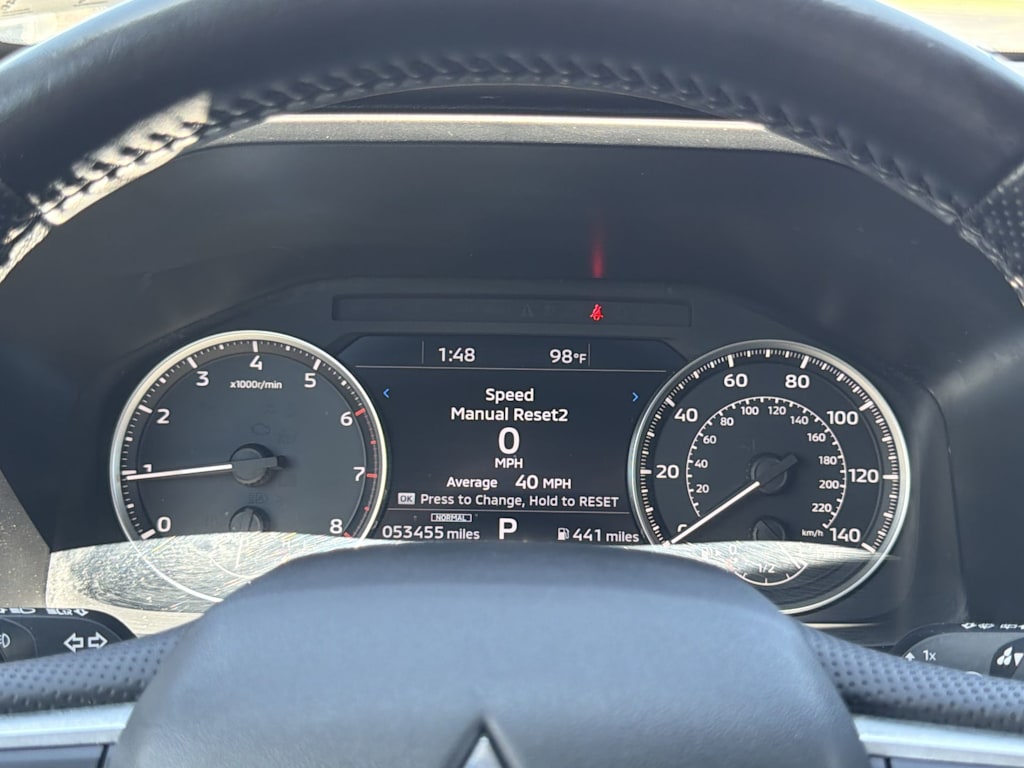 Thumbnail: 2024 Mitsubishi Outlander - 13