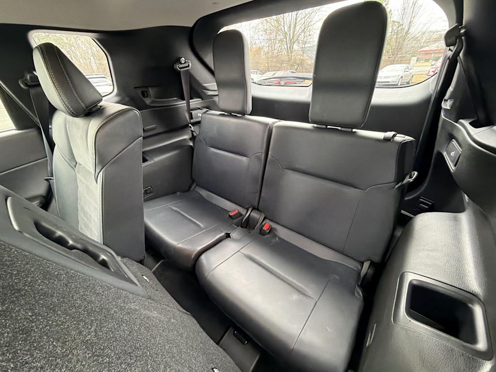 Thumbnail: 2024 Mitsubishi Outlander - 25