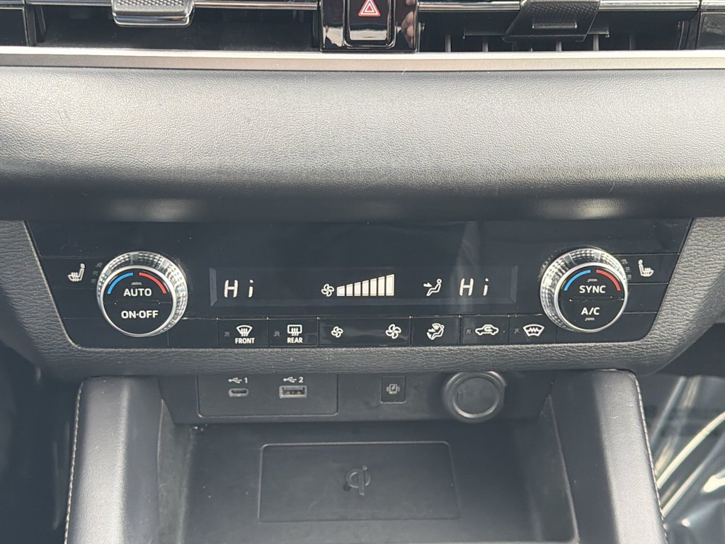 Thumbnail: 2024 Mitsubishi Outlander - 22