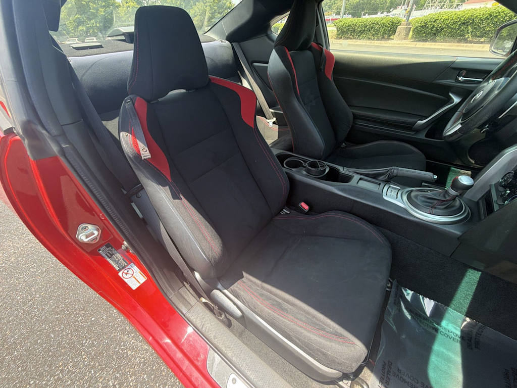 Thumbnail: 2013 Scion FR-S - 8