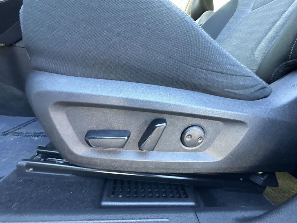 Thumbnail: 2023 Nissan Rogue - 21