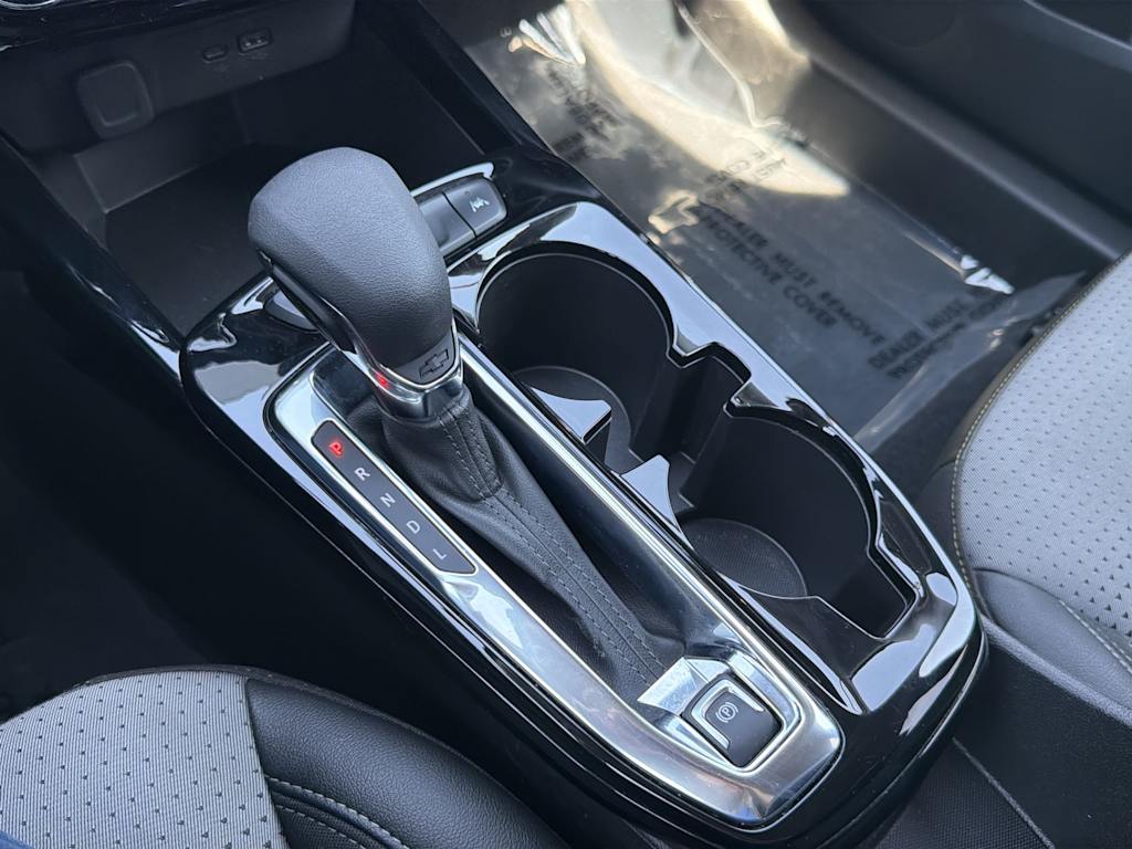 Thumbnail: 2025 Chevrolet Trax - 14