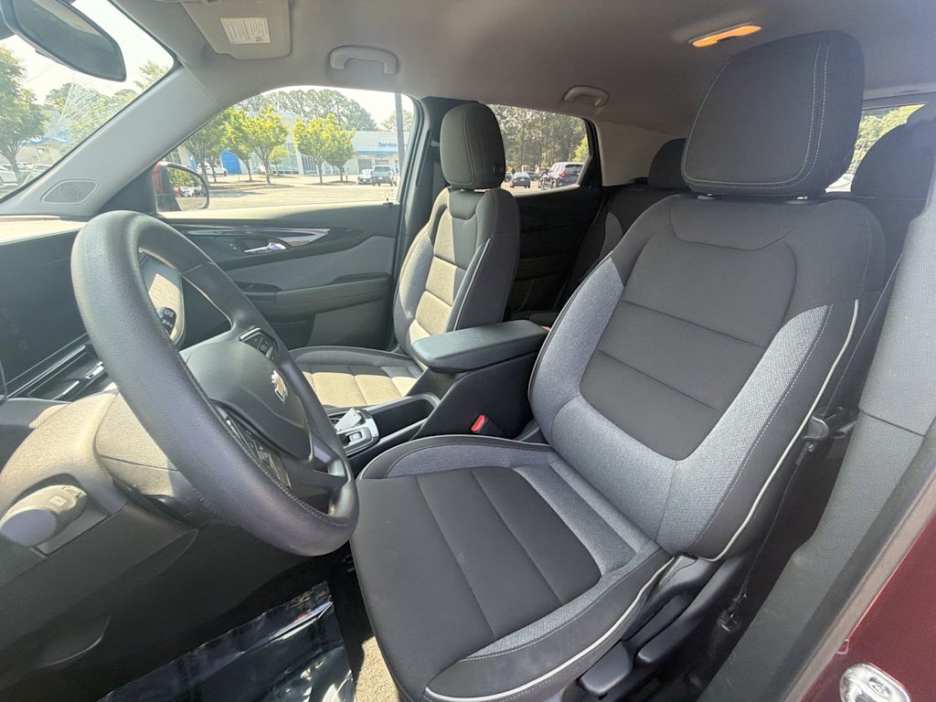 Thumbnail: 2024 Chevrolet TrailBlazer - 8