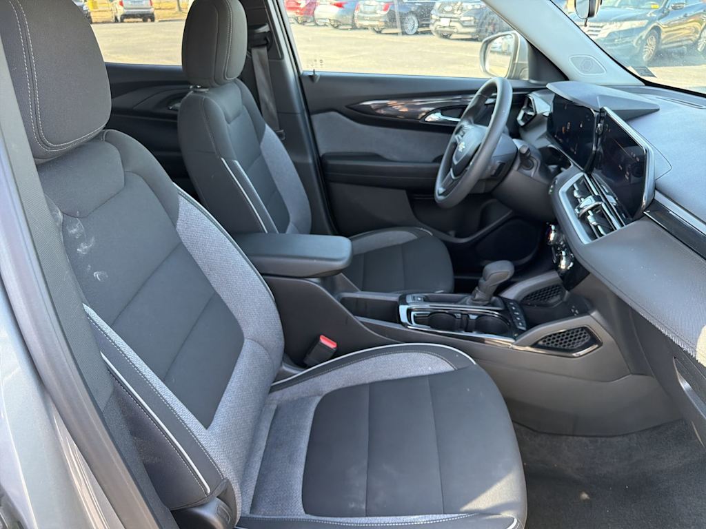 Thumbnail: 2025 Chevrolet TrailBlazer - 10