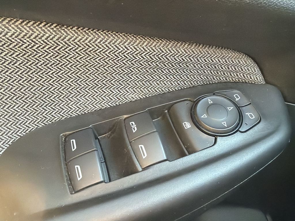 Thumbnail: 2025 Chevrolet TrailBlazer - 21