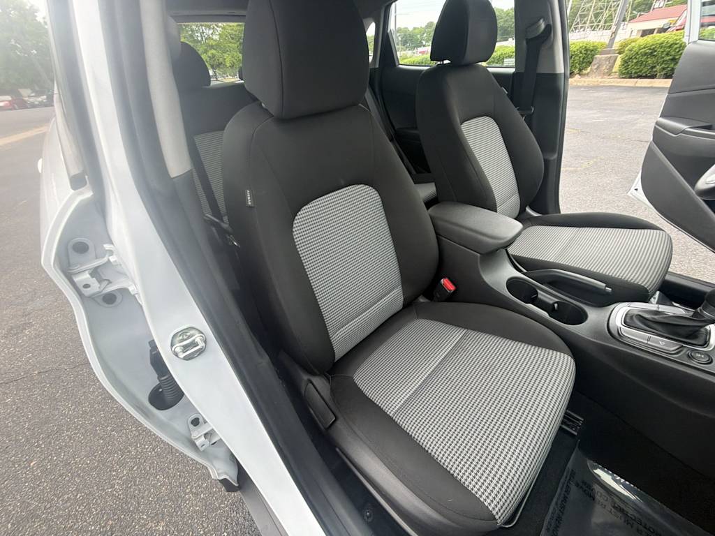 Thumbnail: 2019 Hyundai Kona - 25