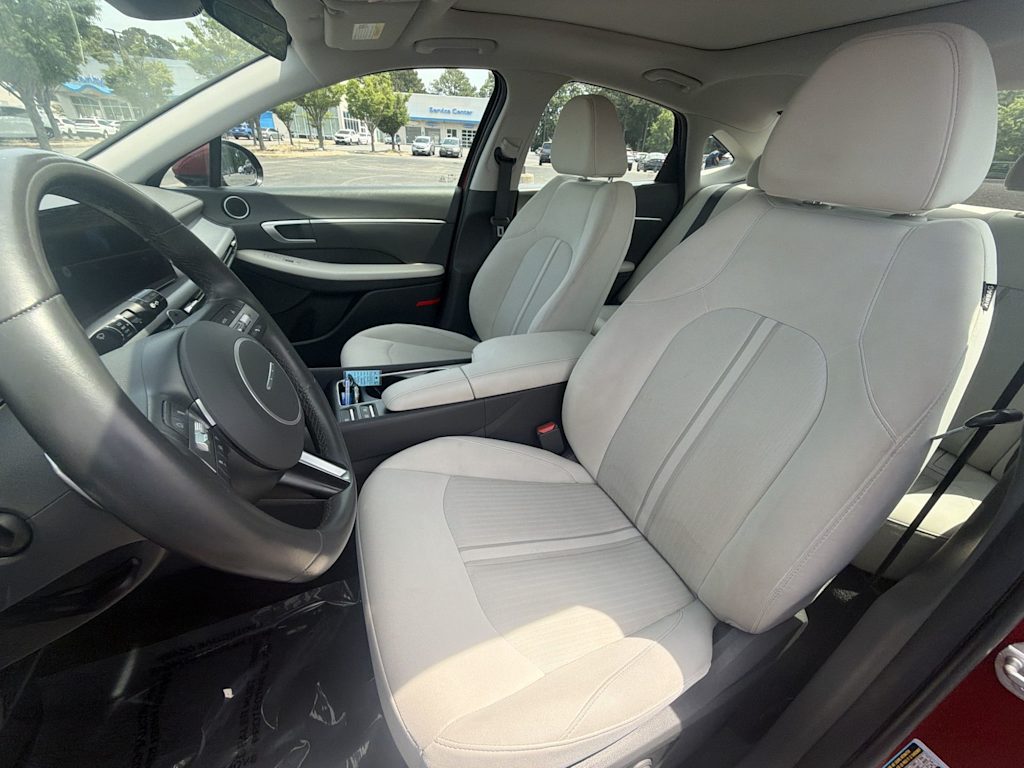 Thumbnail: 2024 Hyundai Sonata - 7