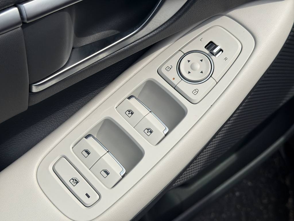 Thumbnail: 2024 Hyundai Sonata - 19