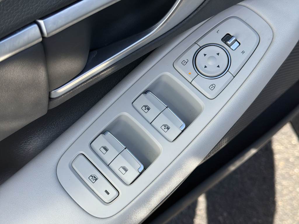 Thumbnail: 2025 Hyundai Sonata - 20