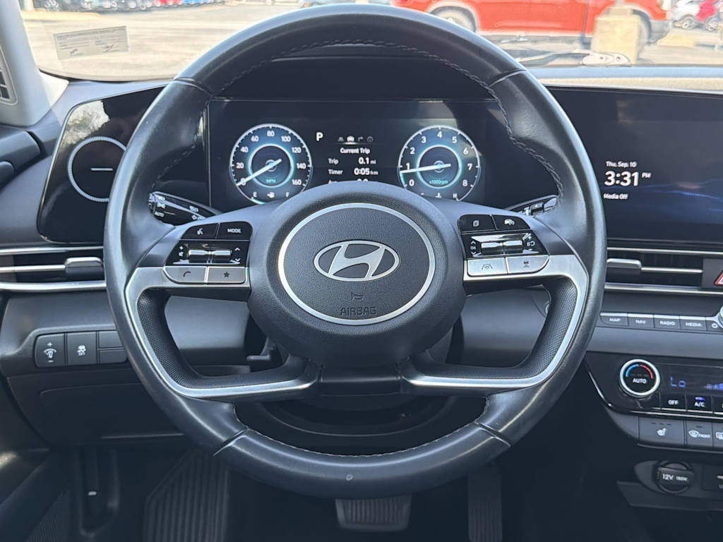 Thumbnail: 2024 Hyundai Elantra - 2