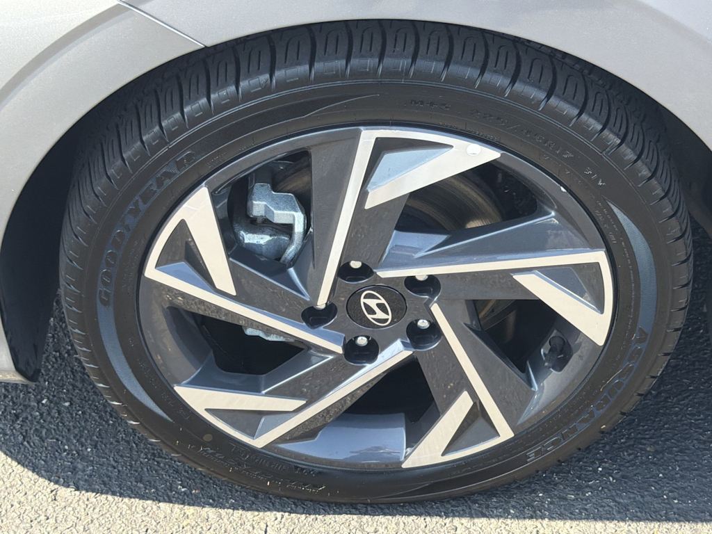Thumbnail: 2024 Hyundai Elantra - 7