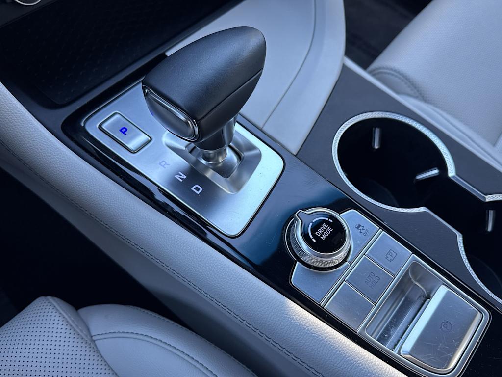 Thumbnail: 2025 Genesis G70 - 10