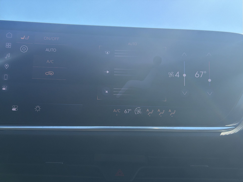 Thumbnail: 2024 Buick Envision - 22