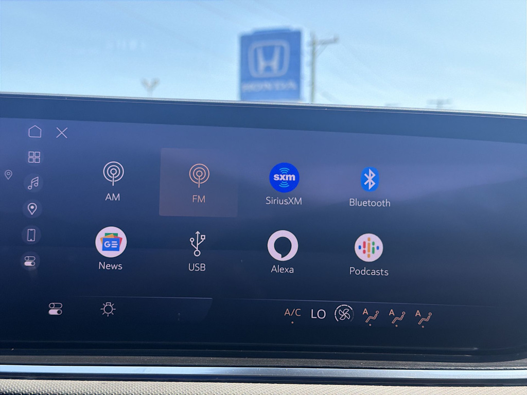 Thumbnail: 2024 Buick Envision - 12