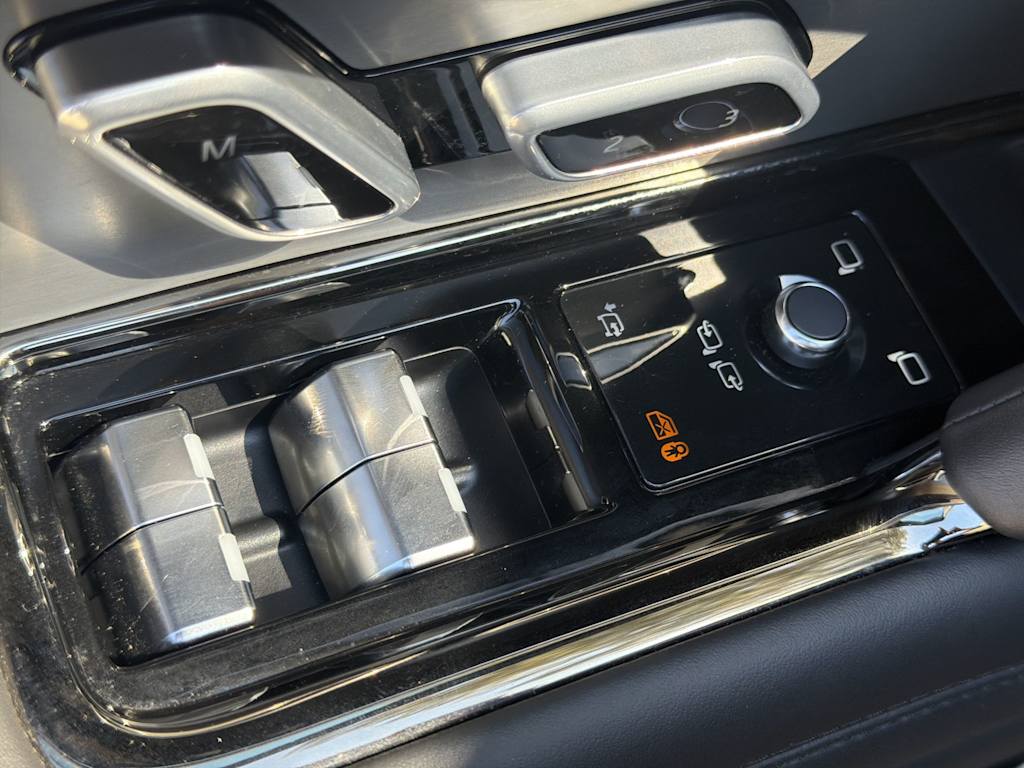 Thumbnail: 2025 Land Rover Range Rover Sport - 22