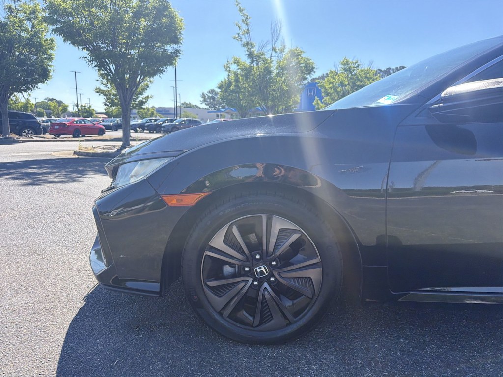 Thumbnail: 2018 Honda Civic - 6