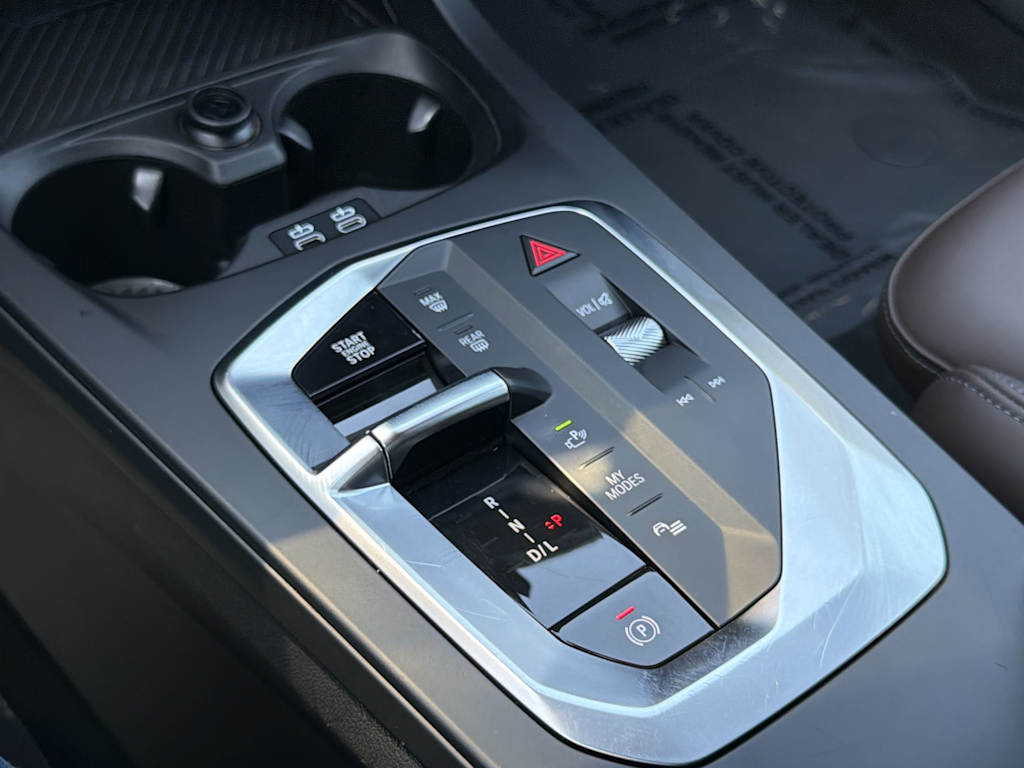 Thumbnail: 2025 BMW 2 Series - 12