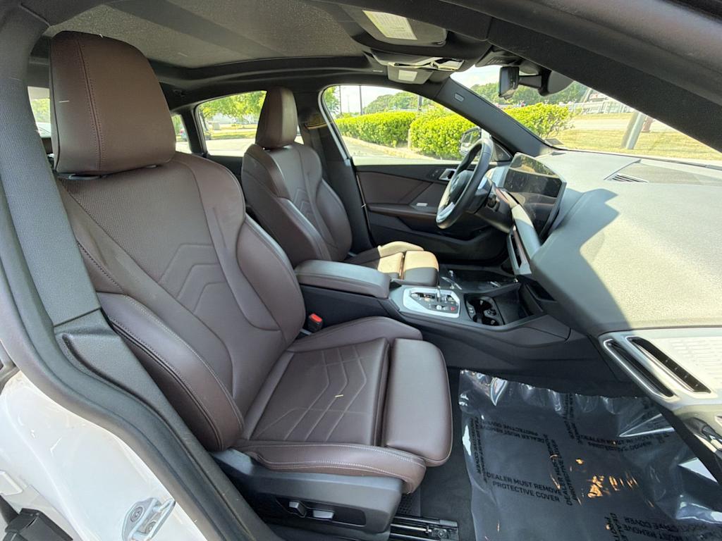 Thumbnail: 2025 BMW 2 Series - 9