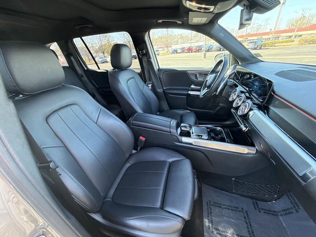 Thumbnail: 2020 Mercedes-Benz GLB - 10