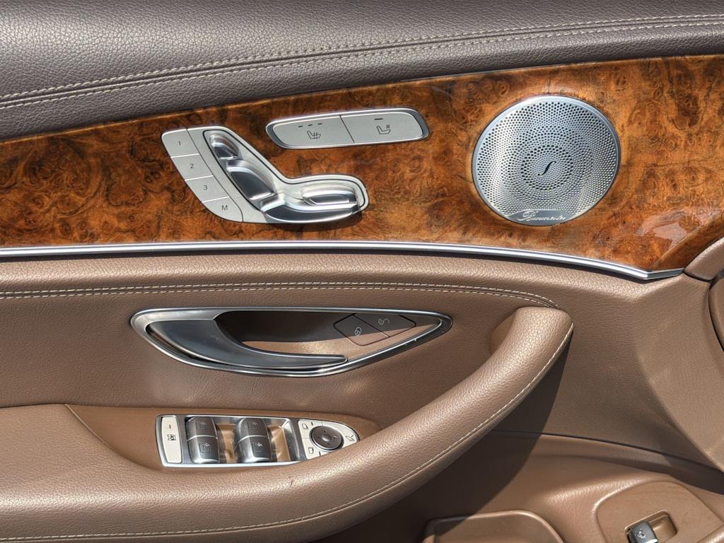 Thumbnail: 2018 Mercedes-Benz E-Class - 21