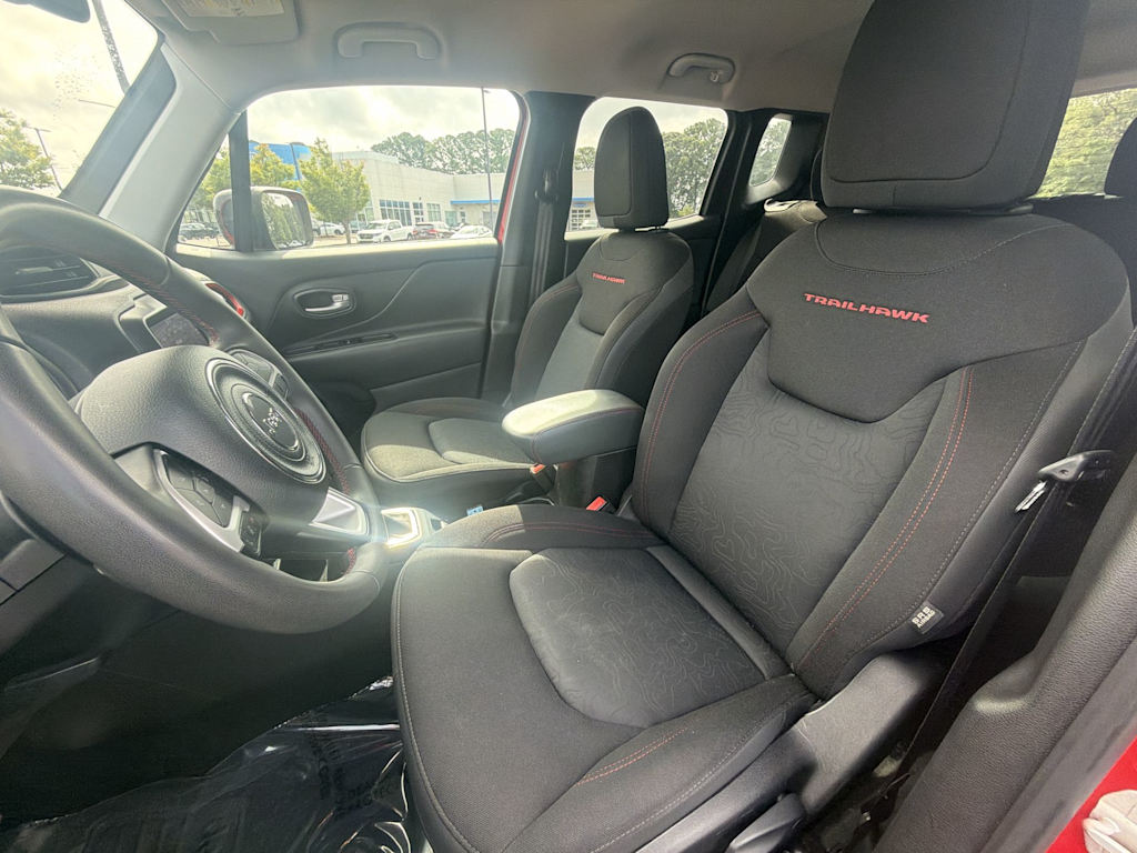 Thumbnail: 2023 Jeep Renegade - 8