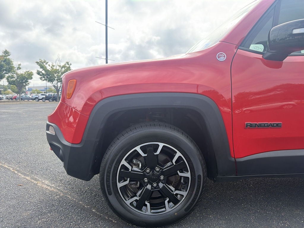 Thumbnail: 2023 Jeep Renegade - 6