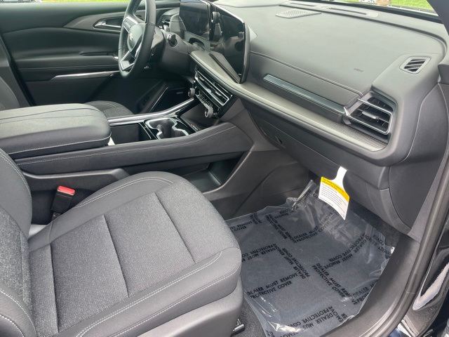 Thumbnail: 2025 Chevrolet Traverse - 5