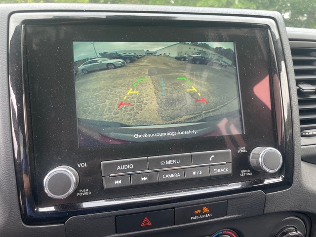 Thumbnail: 2022 Nissan Frontier - 23