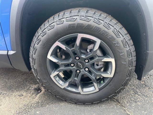 Thumbnail: 2025 Chevrolet Equinox - 5