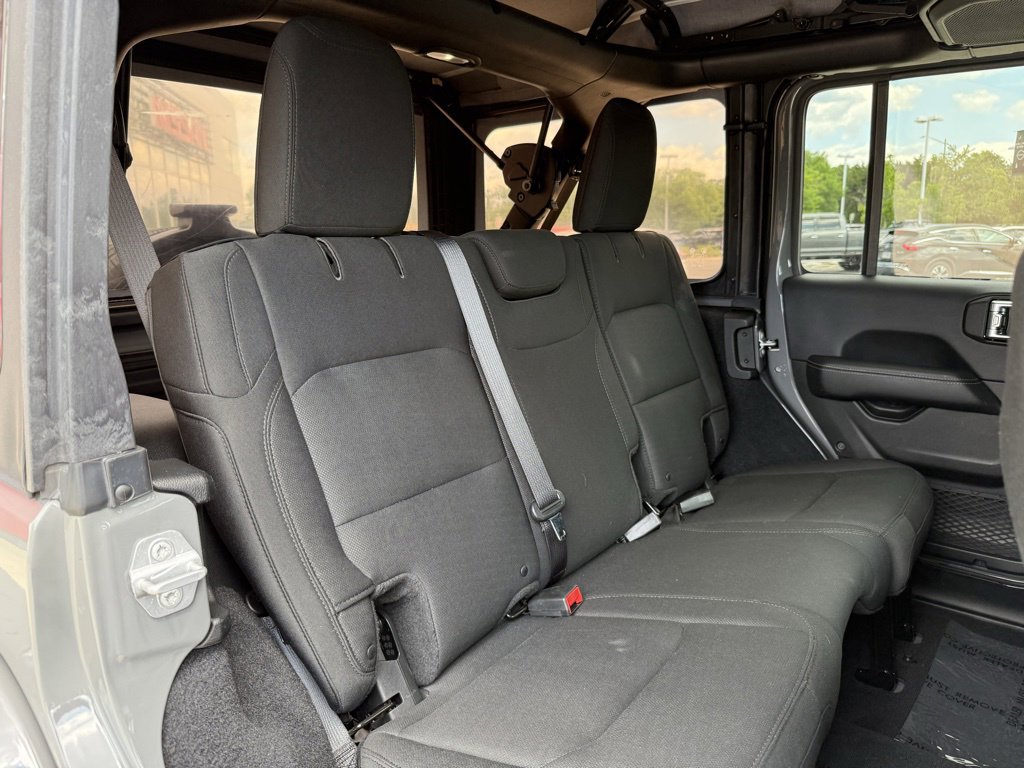 Thumbnail: 2018 Jeep Wrangler - 30