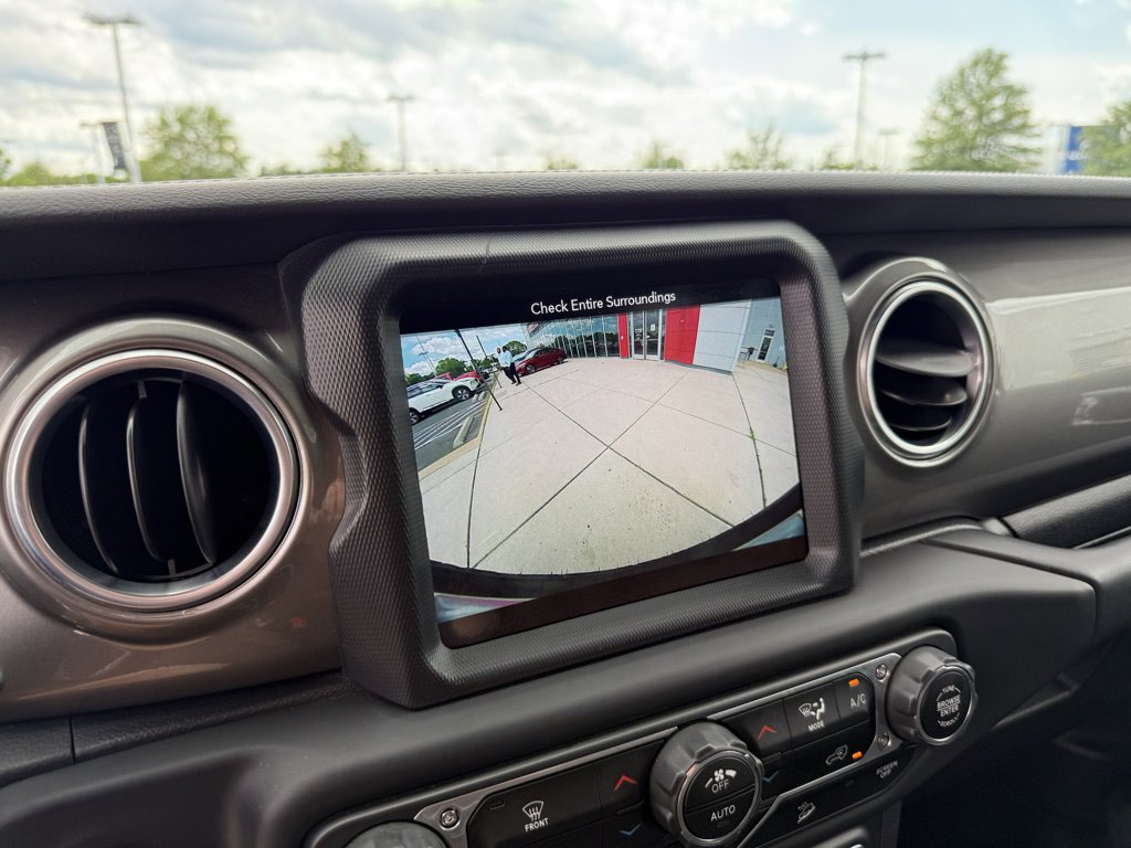 Thumbnail: 2018 Jeep Wrangler - 26