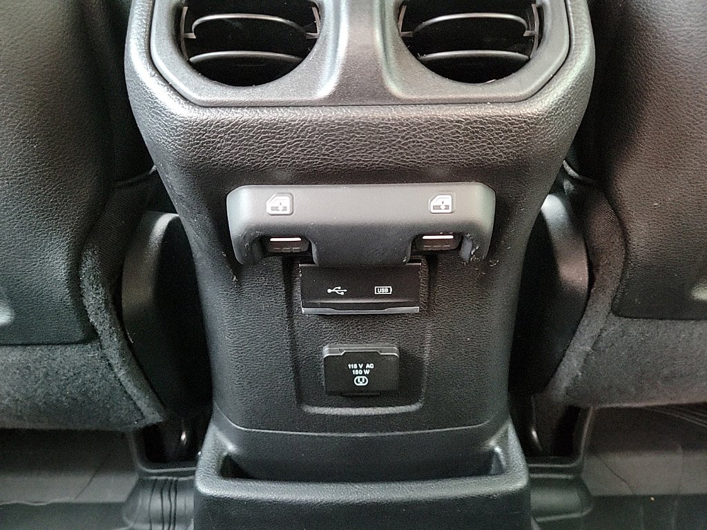 Thumbnail: 2020 Jeep Wrangler - 26