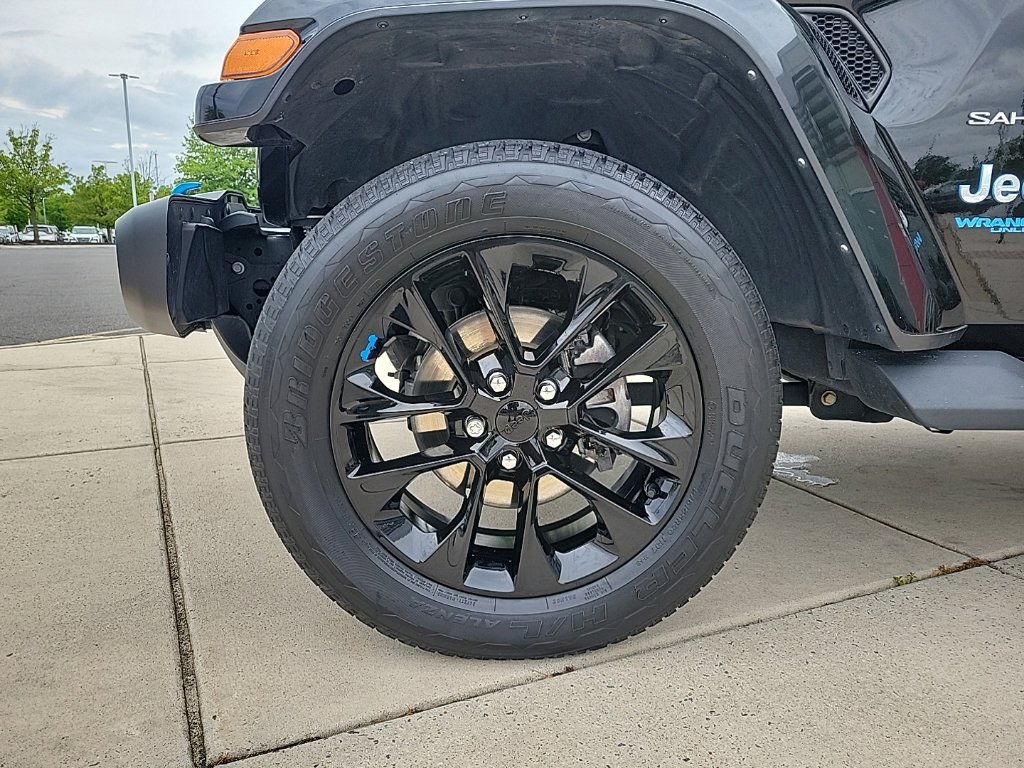 Thumbnail: 2022 Jeep Wrangler - 7
